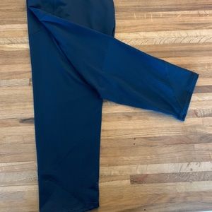Athleta capris, dark teal